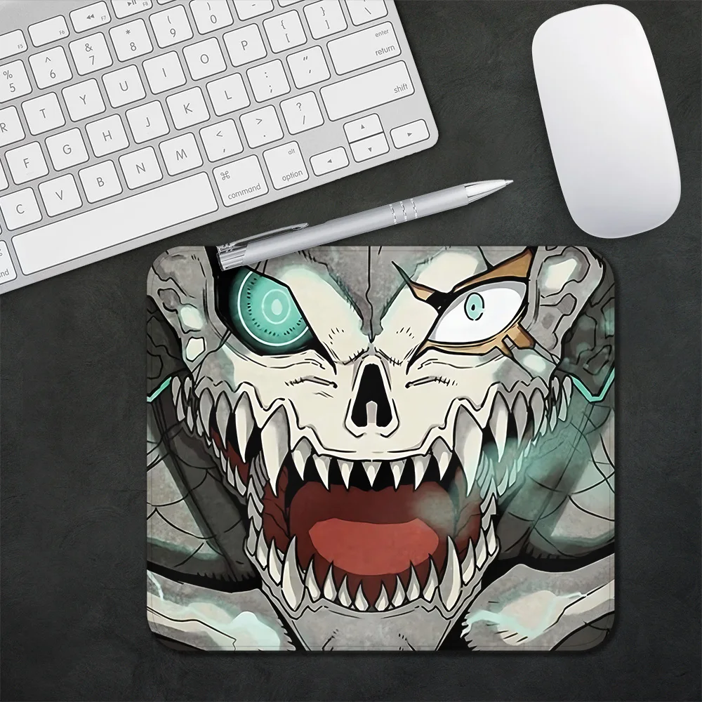 Kaiju No.8 Kafka Hibino Face Small Mousepad